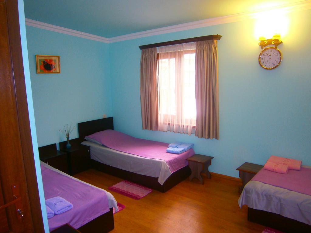 Aygestan Comfort Holiday Home Yerevan Quarto foto